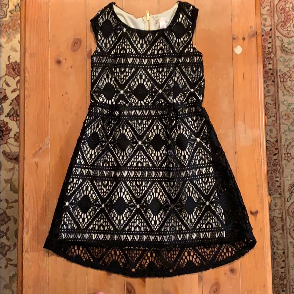 Black lace dress